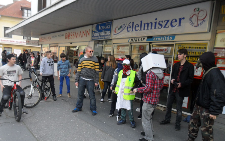 Kudarcba fulladt a pápai Harlem Shake 