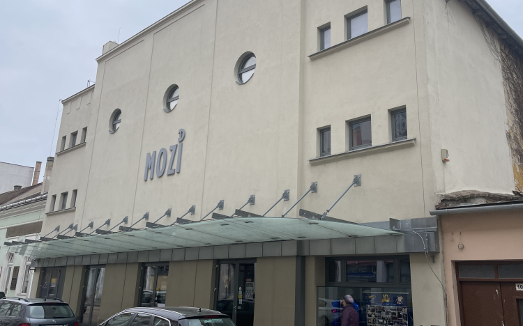 Tízéves a megújult Petőfi Mozi Pápán