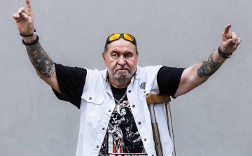 Deák Bill Gyula-koncert lesz november 15-én a Budapest Sportarénában