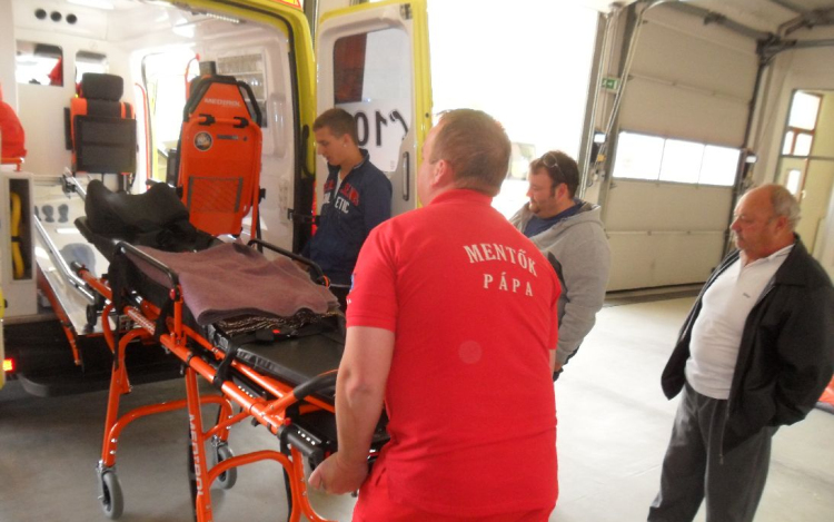 Nyílt nap a mentőállomáson