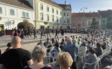 Mindenki táncolt - Tánc világnapja Pápán
