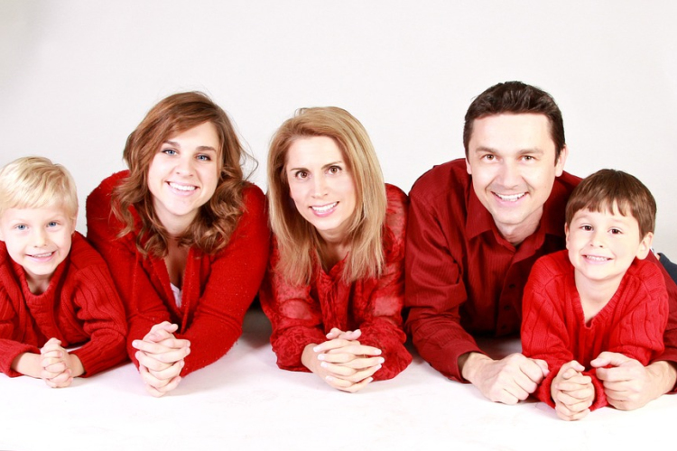 Ismét lehet pályázni a NOE Családbarát önkormányzat díjára