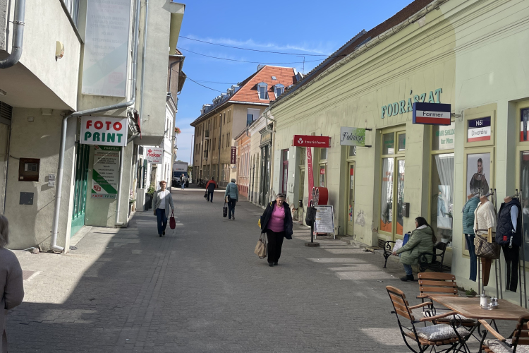 Október 1-től csak egyedi engedéllyel lehet behajtani egyes belvárosi utcákba