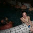 Éjszakai Fürdőzés a pápai Várkertfürdőben