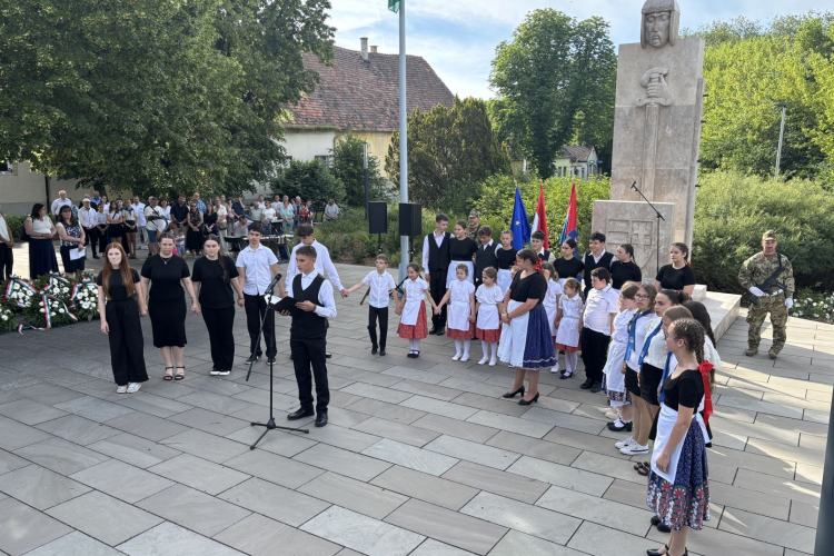 Trianon - A nemzet nyelvében, kultúrájában és közösségeiben egységes maradt