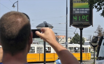 Hőség – Megdőltek a napi melegrekordok