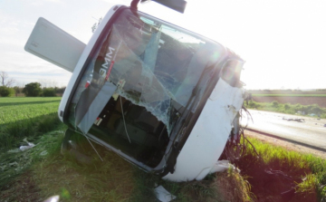 Ketten meghaltak, sokan megsérültek a felelőtlen pápai autós miatt