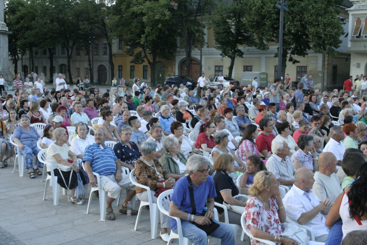 Pénteken is Csinálták a Fesztivált