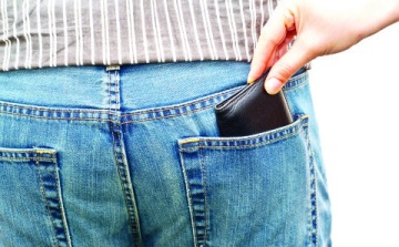 Elfogták a zsebtolvajt