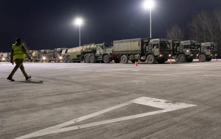 Jelentős NATO kontingens érkezett Pápára