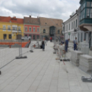 Alakul a pápai Fő tér