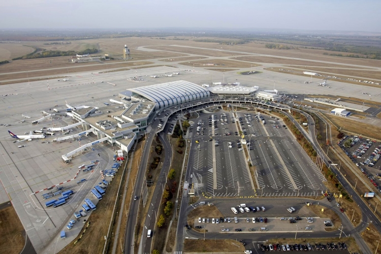 Öt új város lesz elérhető a budapesti repülőtérről a nyáron