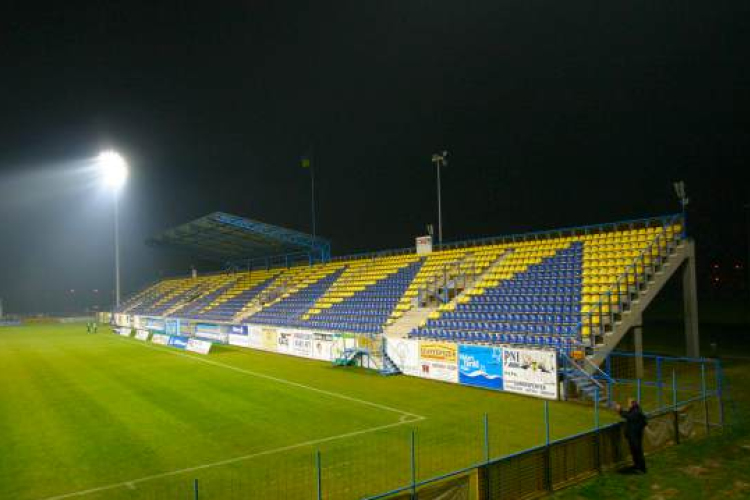 Eb-meccsek lesznek a Perutzban