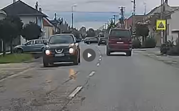 Fékezés nélkül hajtott át a Somlai úton - Videó