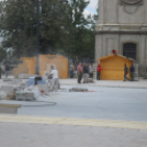 Lázas készülődés a pápai Fő téren!