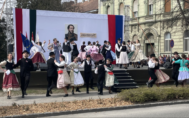 Nem a Március 15. téren tartják meg a megemlékezést