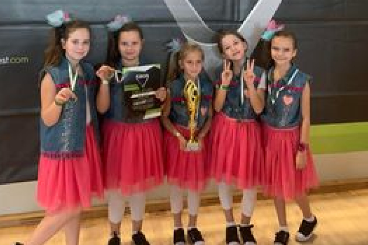 Díjat nyertek a pápai balettosok