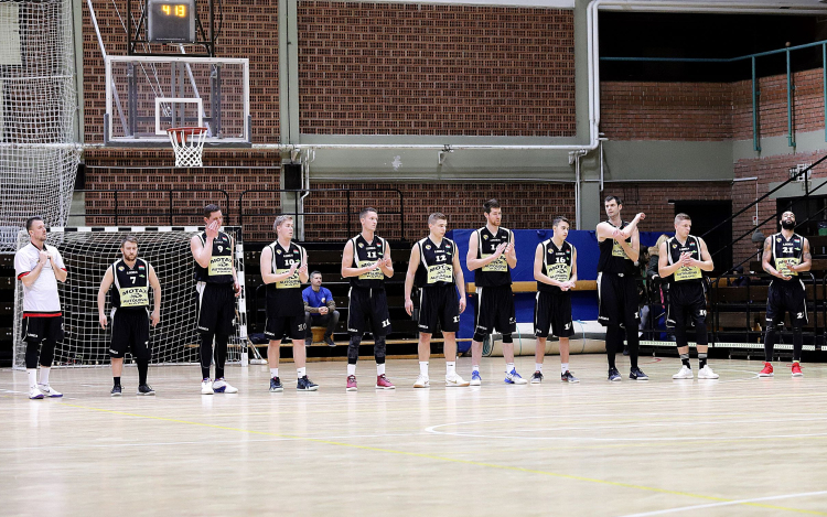 Az alapszakasz utolsó meccsét játszotta a Concordia Motax KC