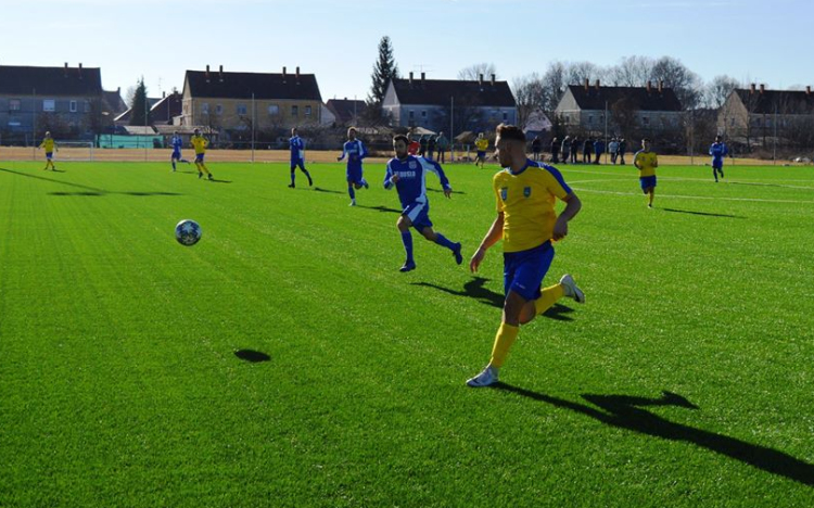 Szlovák csapattal játszott edzőmeccset a Perutz