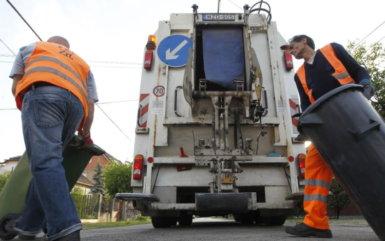 Hamarosan érkeznek a szemétcsekkek