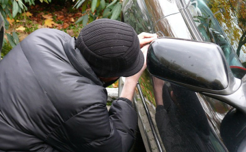 Megtalálták az ellopott autót