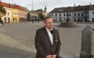 Az időjárás függvényében nyit a Fő téri jégpálya