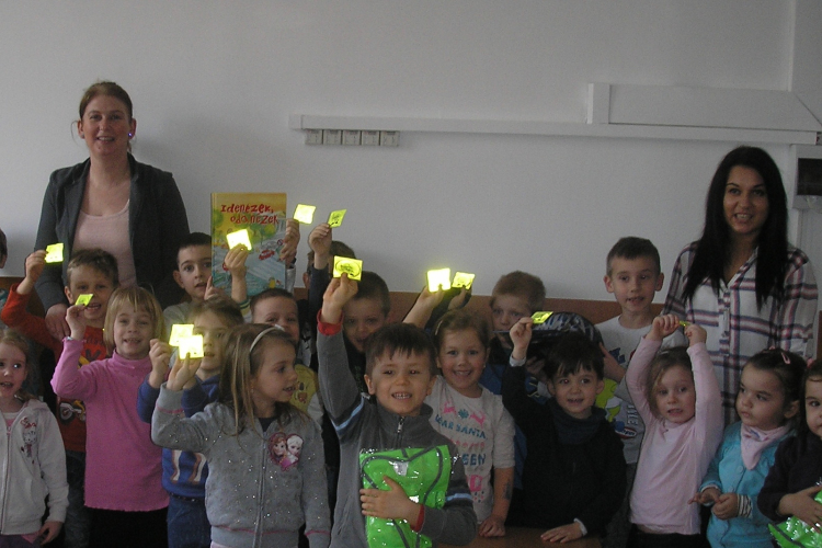 Zebraséta és kapitányság-látogatás óvodásoknak