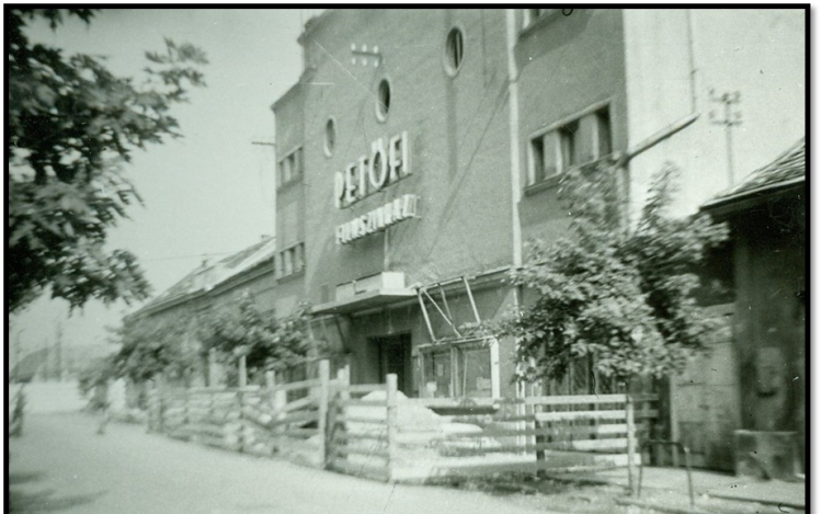 A pápai mozi története