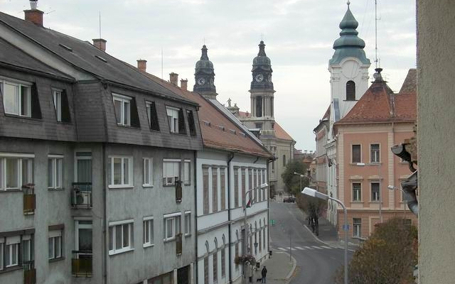 Drágult a pápai ingatlanpiac, de még így is olcsó a megye nagyvárosai között