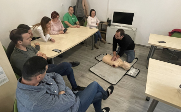 Az újraélesztéssel ismerkedtek meg az OTP Ingatlanpontosok