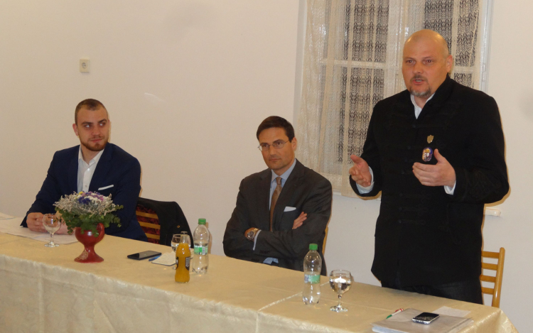 Jobbik: Kizárt, hogy együttműködjünk Gőgös Zoltánnal