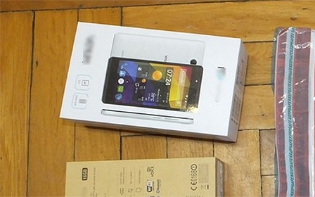 Mobiltelefonokat loptak