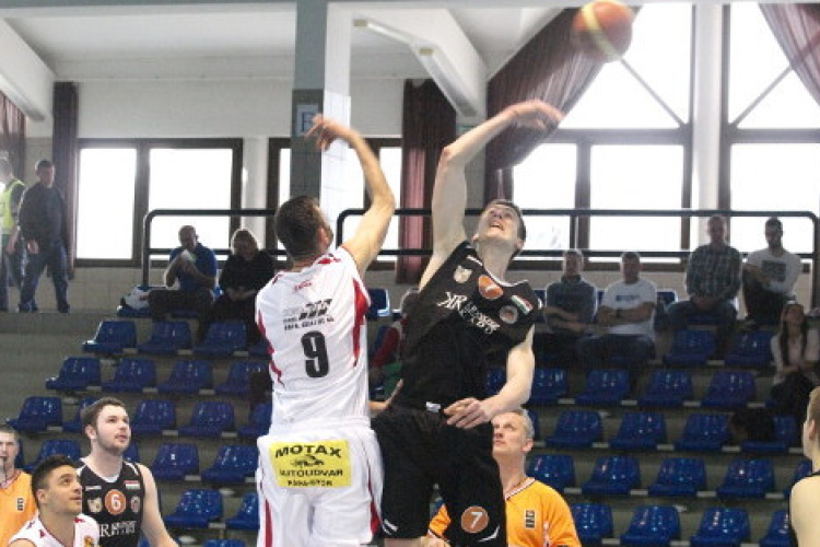 Fiatal, lendületes csapattal vág neki a szezonnak a PKC