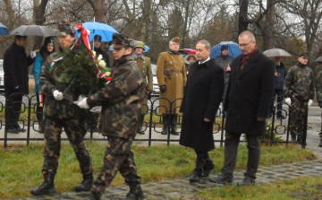 Az utolsó emberig a Donon - A magyar honvédekre emlékeztek