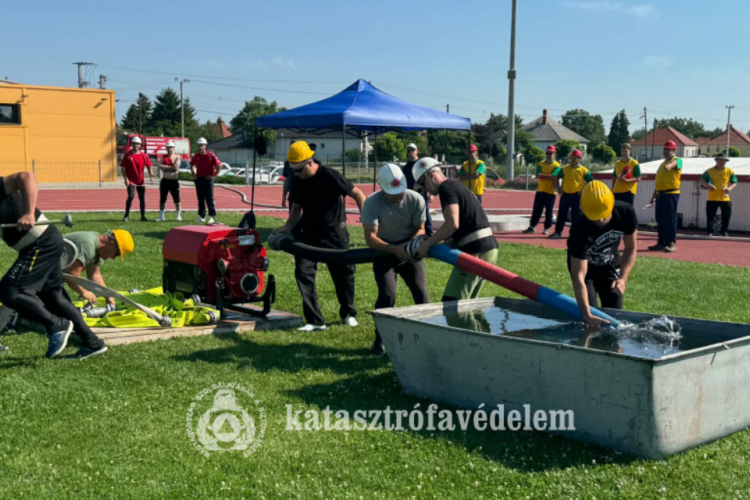 Pápán mérték össze tudásukat a megye tűzoltói