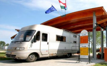 Az ország legjobb kempingjének választották a pápait!