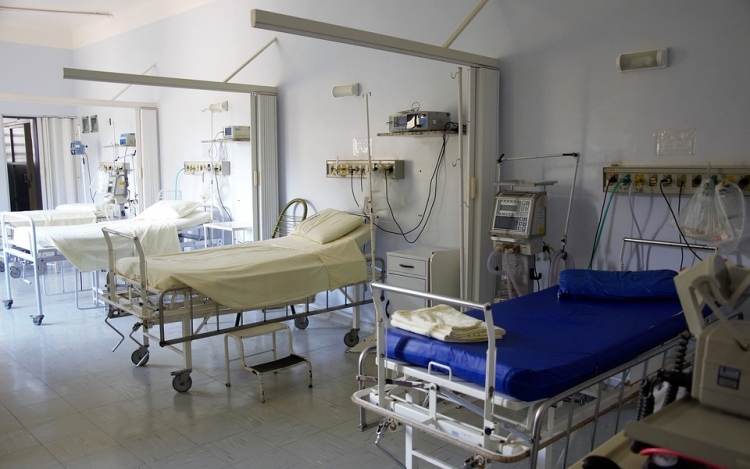 Hosszú távú tervhez tartozik a kórházi ágykapacitások felszabadítása