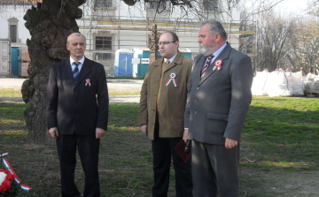 Külön ünnepelt a baloldali ellenzék