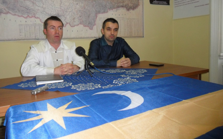 Ferenczi Gábor: Székely zászlót minden település önkormányzatára!