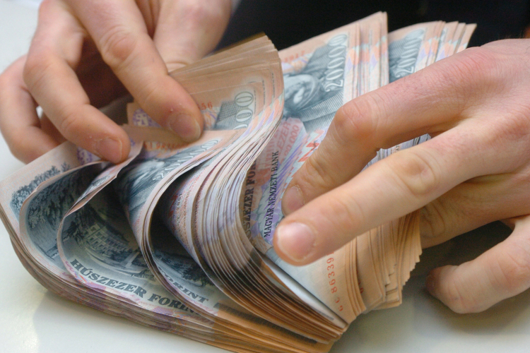 Több millió forint hiányzott a kasszából