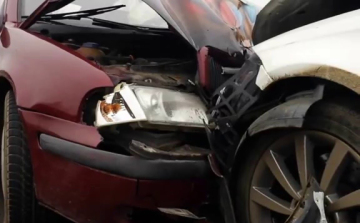 Frontális ütközés