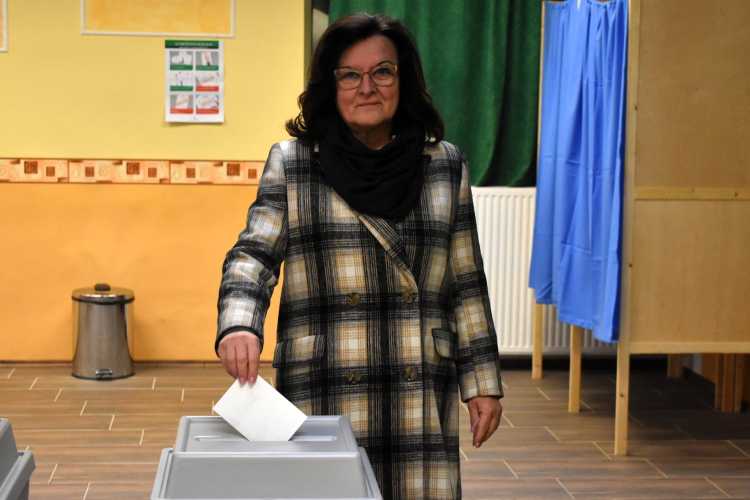 Heizer Zoltánné leadta a szavazatát