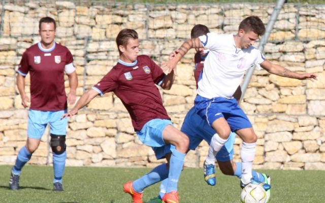 Vereség a szomszédvári rangadón