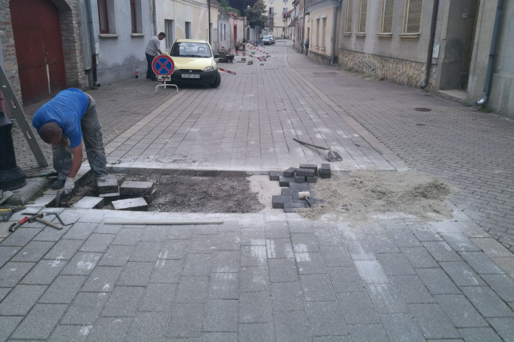 Javítják a Szent László utcát