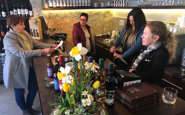 Református segítség az időseknek