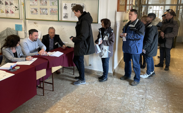 Pápán többen szavaznak, mint átlagosan az országban