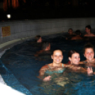 Fürdőztek az éjszakában