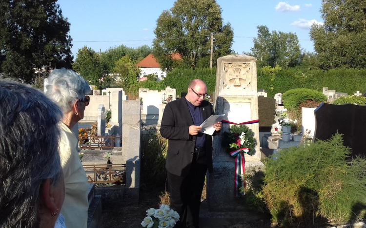 Pápai nemzetőrökre emlékeztek a városbarátok