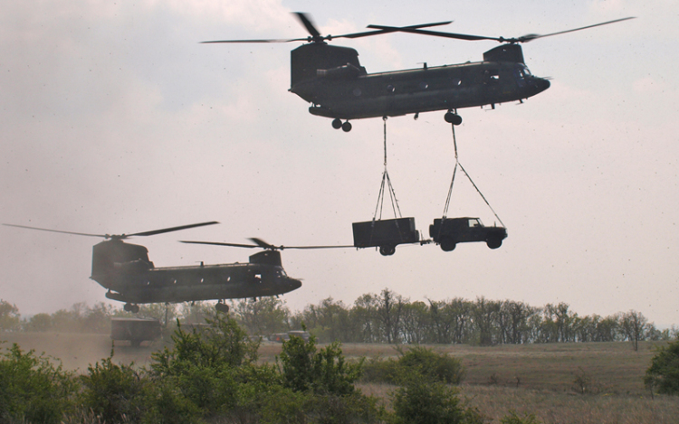 Elmentek a holland katonák