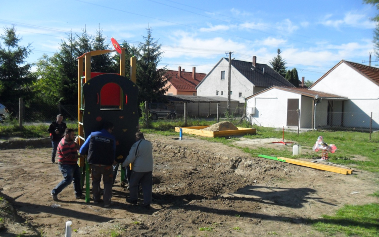 Új játszótér épül Borsosgyőrön